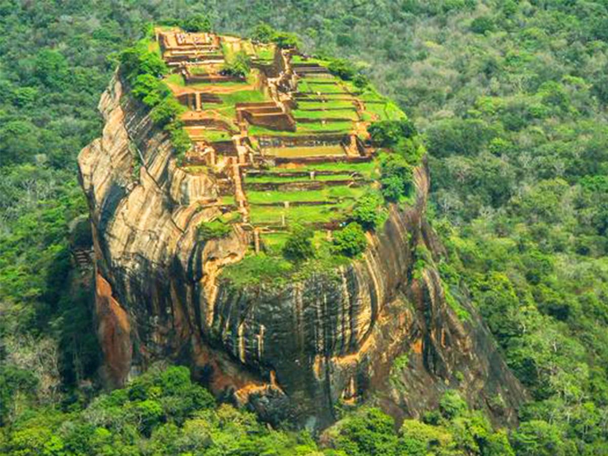 Green Earth Resort And Restaurant Dambulla Exterior photo